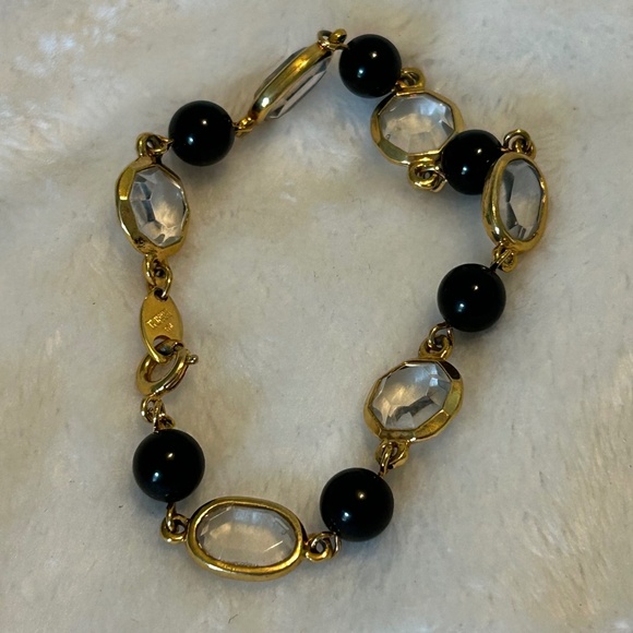 Women’s Vintage Trifari TM Gold-Tone Bracelet Black Beads Clear Crystals - Picture 1 of 2